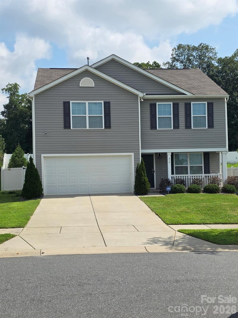 217 Brenett Francis Court Apt 58, Charlotte, NC - 4 beds, 2.5 baths, 2,076 sqft - $380,000