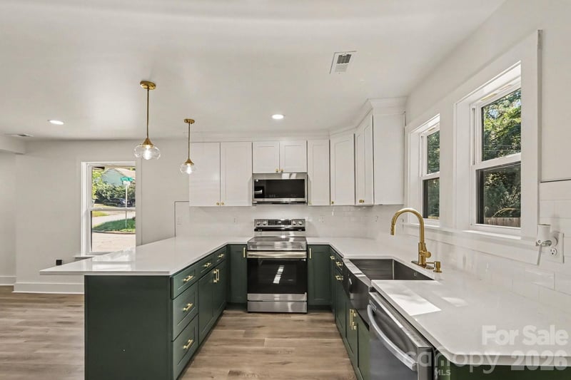 93 st mary Avenue NW, Concord, NC - 3 beds, 2.5 baths, 1,587 sqft - $315,000
