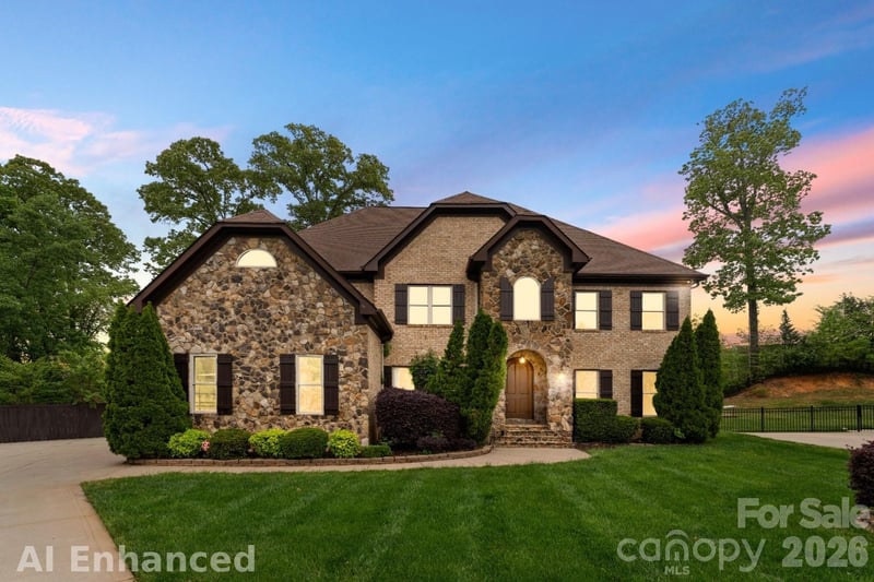 7307 Roseland Avenue, Charlotte, NC - 5 beds, 5 baths, 4,009 sqft - $1,150,000
