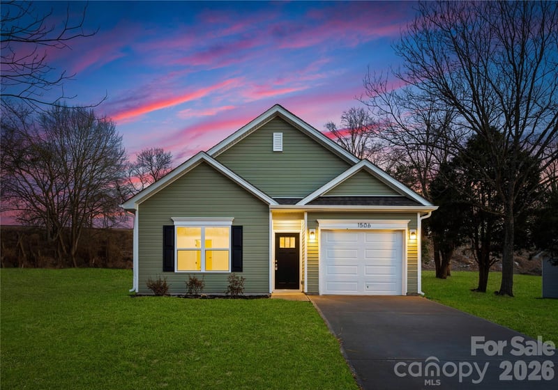 5700 Anderson Road, Charlotte, NC - 3 beds, 2 baths, 1,190 sqft - $315,000