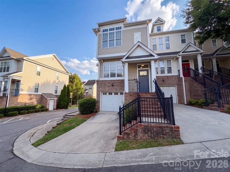 7129 Founders Club Court, Charlotte, NC - 3 beds, 2.5 baths, 1,590 sqft - $290,000