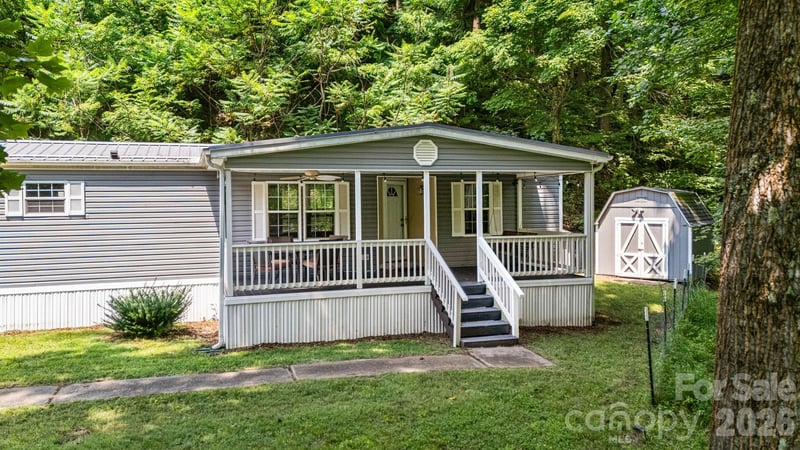 1903 Old Mountain Road, Mars Hill, NC - 2 beds, 2 baths, 898 sqft - $219,500