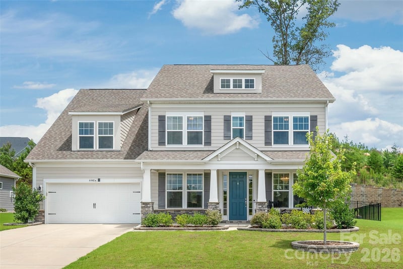 6440 Ancient Way, Fort Mill, SC - 5 beds, 4.5 baths, 3,850 sqft - $825,000