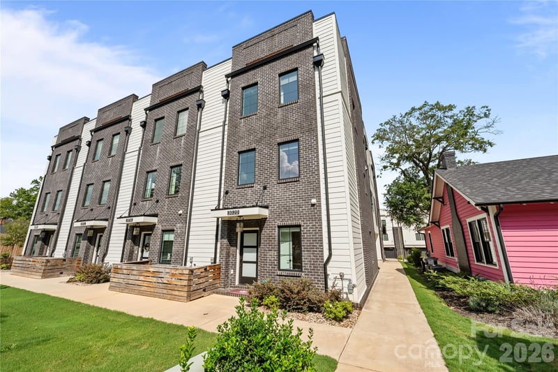 3020 Cobbs Hill Road, Charlotte, NC - 3 beds, 2.5 baths, 1,822 sqft - $699,000