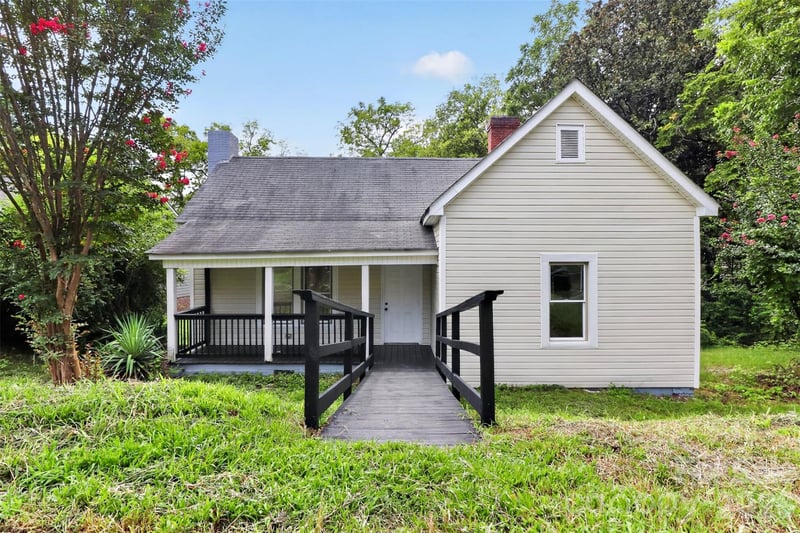 58 Skipwith Street SW, Concord, NC - 2 beds, 1 bath, 1,293 sqft - $229,900