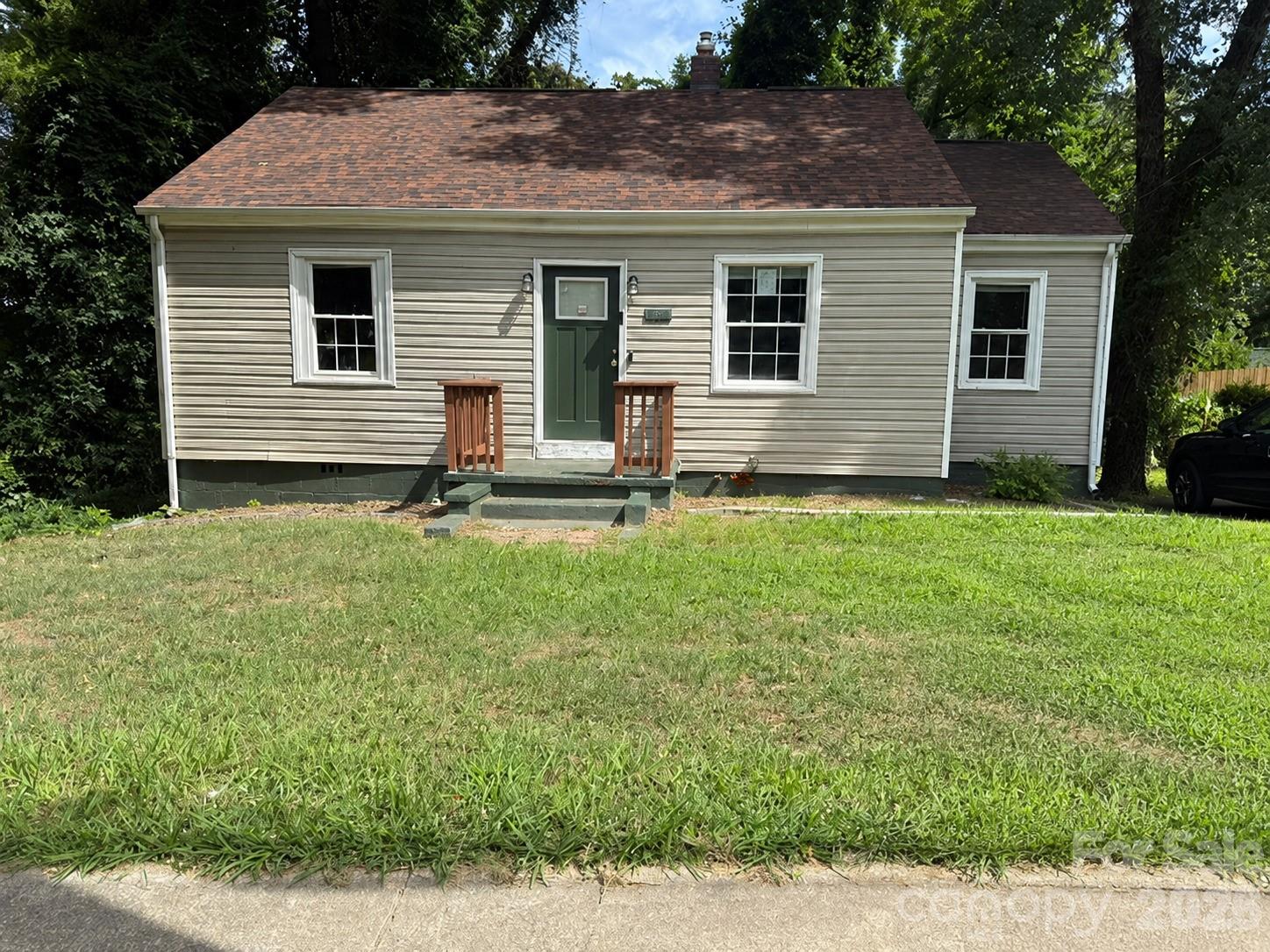 826 W Davidson Avenue, Gastonia, NC. property listing photo