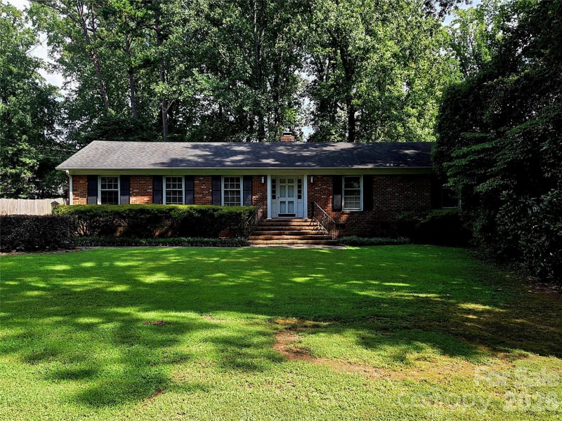 6123 Page Court, Charlotte, NC - 3 beds, 2 baths, 2,108 sqft - $1,035,000