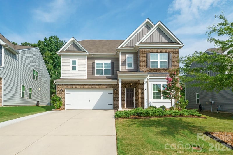 111 Lambeth Loop, Mooresville, NC - 6 beds, 5.5 baths, 4,213 sqft - $568,500