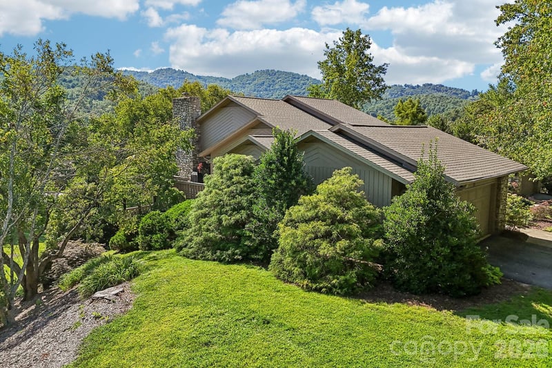 15 Stony Ridge, Asheville, NC - 2 beds, 2 baths, 1,846 sqft - $600,000
