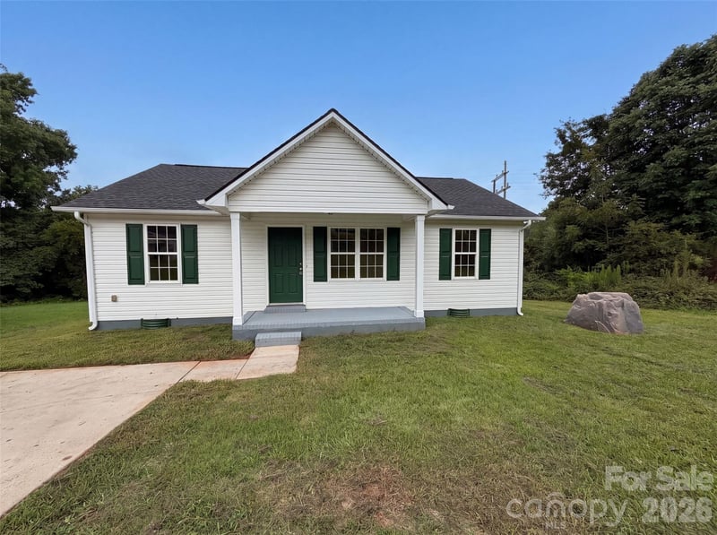 605 W Highway 161 Highway, Bessemer City, NC - 3 beds, 2 baths, 1,059 sqft - $223,000