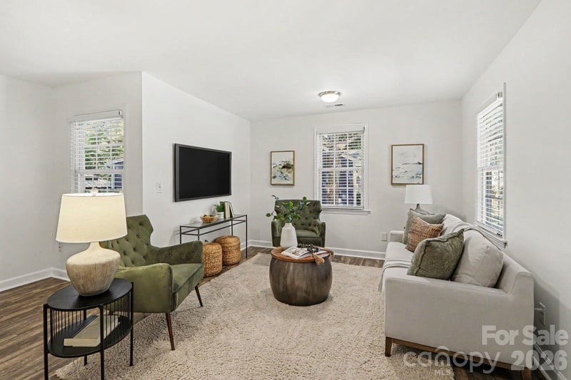 113 N Smallwood Place, Charlotte, NC - 3 beds, 2 baths, 1,028 sqft - $425,000