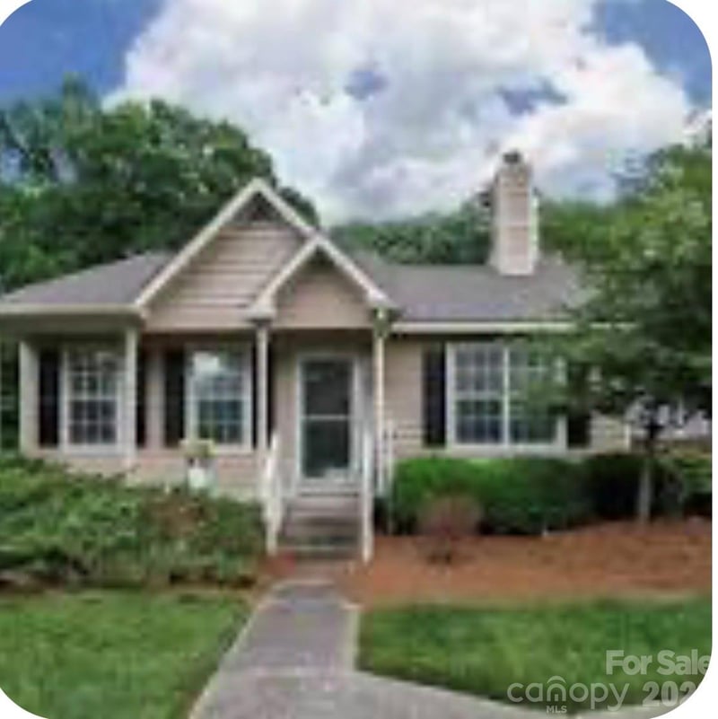 9313 Four Mile Creek Road, Charlotte, NC - 2 beds, 2 baths, 1,099 sqft - $275,000