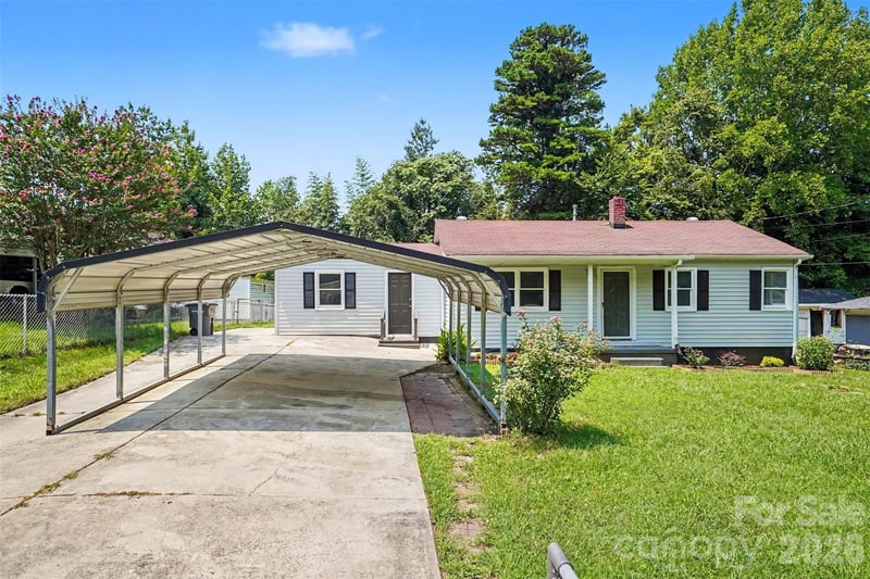 1333 Washington Lane, Kannapolis, NC - 3 beds, 2 baths, 1,145 sqft - $243,000