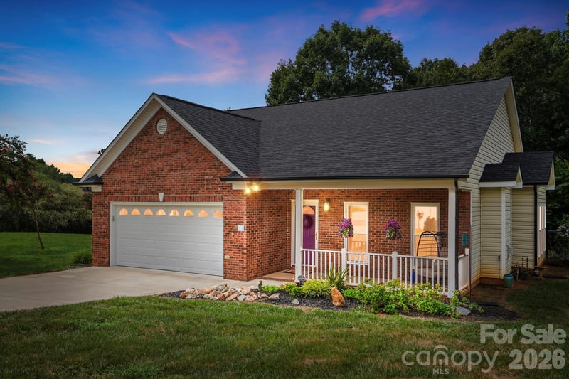 282 Kendra Drive SW, Concord, NC - 3 beds, 2 baths, 1,420 sqft - $358,000