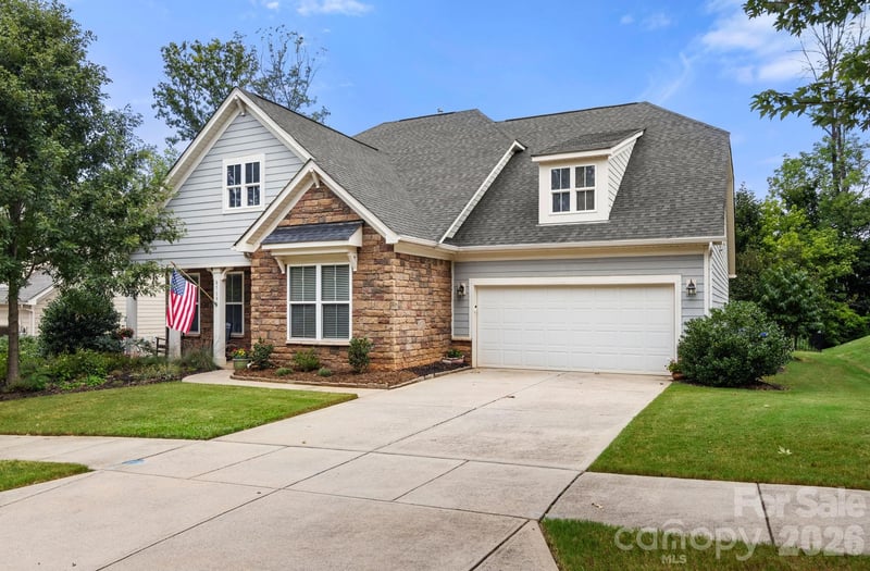 8719 Shadetree Street, Huntersville, NC - 3 beds, 3.5 baths, 3,061 sqft - $705,000