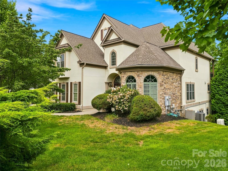 6 Sterling Run Drive, Fletcher, NC - 4 beds, 5 baths, 5,021 sqft - $1,275,000