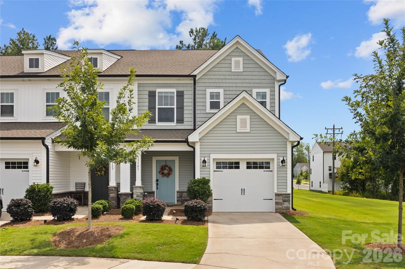 13141 Suncreek Terrace, Charlotte, NC - 3 beds, 2.5 baths, 1,774 sqft - $335,000