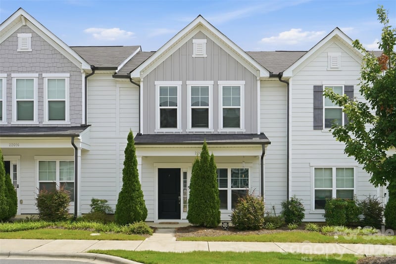 22012 Lani Drive, Charlotte, NC - 3 beds, 2.5 baths, 1,536 sqft - $350,000