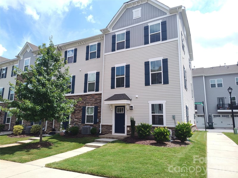 1105 Newell Towns Lane, Charlotte, NC - 3 beds, 3 baths, 1,848 sqft - $2,150