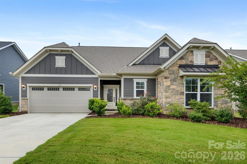 618 Hinterland Lane, Matthews, NC - 3 beds, 2 baths, 2,106 sqft - $575,000