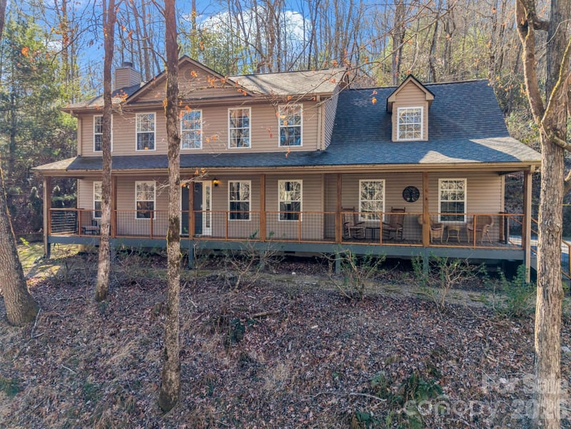 108 Nuthatch Trace, Brevard, NC - 4 beds, 2.5 baths, 2,319 sqft - $540,000