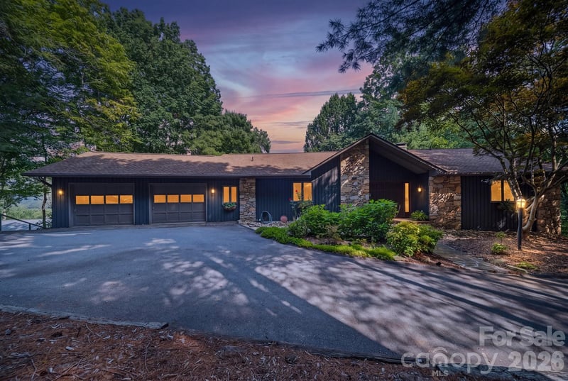 1105 High Vista Drive, Mills River, NC - 3 beds, 2.5 baths, 3,408 sqft - $725,000