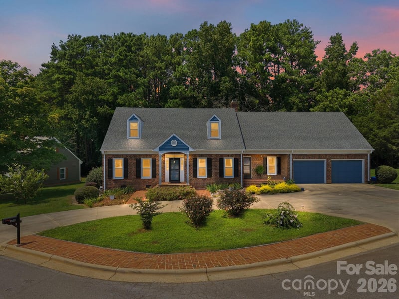 100 Arabian Lane, Salisbury, NC - 3 beds, 2.5 baths, 2,854 sqft - $479,900