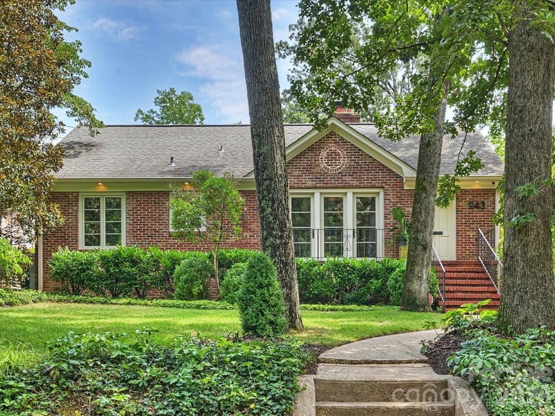 943 Romany Road, Charlotte, NC - 3 beds, 2 baths, 2,044 sqft - $1,695,000