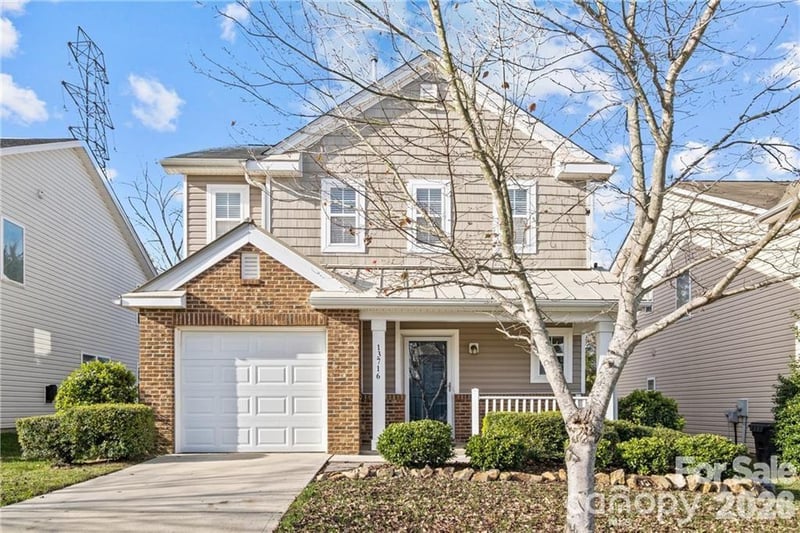 13716 Riding Hill Avenue, Charlotte, NC - 2 beds, 2.5 baths, 1,467 sqft - $305,000