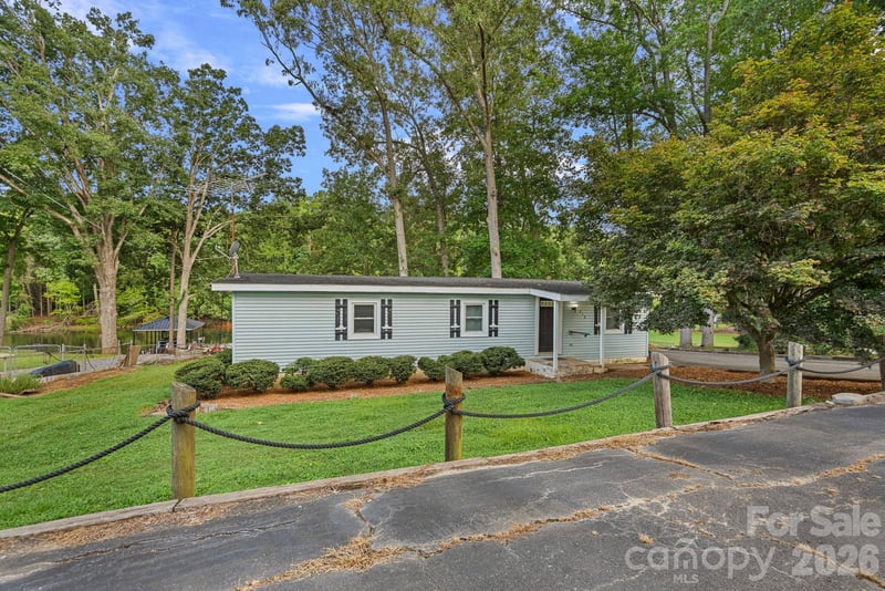 218 Lineberger Drive, Mooresville, NC - 3 beds, 2 baths, 1,167 sqft - $599,000
