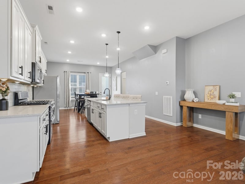 1110 Whitby Moore Street, Charlotte, NC - 3 beds, 3.5 baths, 2,091 sqft - $410,000