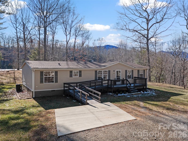 105 Satinwood Drive, Burnsville, NC - 3 beds, 2 baths, 1,560 sqft - $289,000