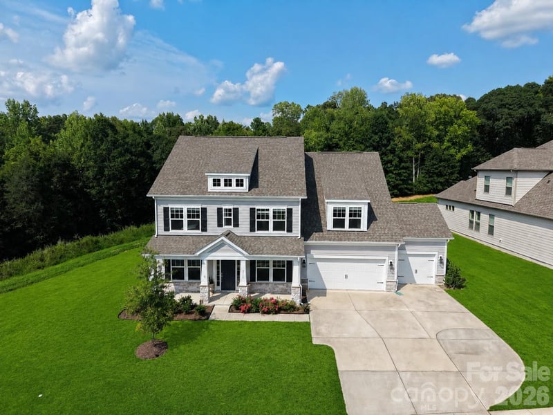 2318 Excalibur Drive, Indian Land, SC - 5 beds, 4.5 baths, 3,640 sqft - $819,900