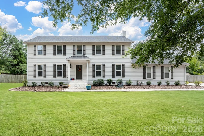 7808 Biddstone Court, Charlotte, NC - 4 beds, 2.5 baths, 2,566 sqft - $849,000