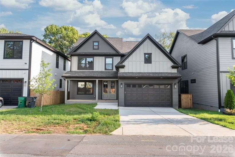 3905 Plainview Road, Charlotte, NC - 4 beds, 3 baths, 2,865 sqft - $3,595