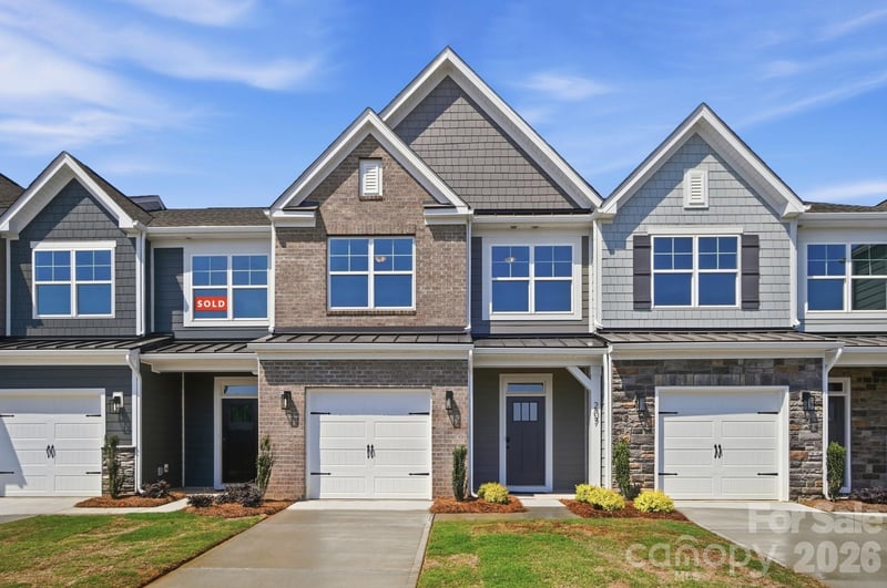 410 Blythe Townhome Lane, Waxhaw, NC - 3 beds, 2.5 baths, 1,818 sqft - $389,900