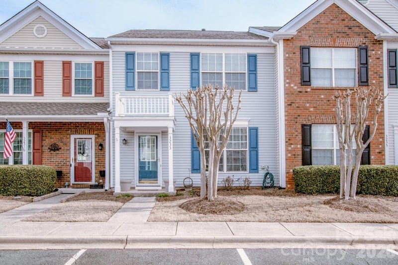 3233 Mannington Drive, Charlotte, NC - 3 beds, 2.5 baths, 1,405 sqft - $335,000