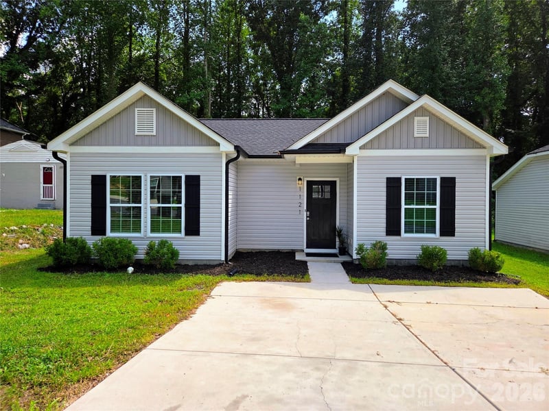 1121 Cleveland Avenue Apt 88, Gastonia, NC - 3 beds, 2 baths, 1,200 sqft - $250,000
