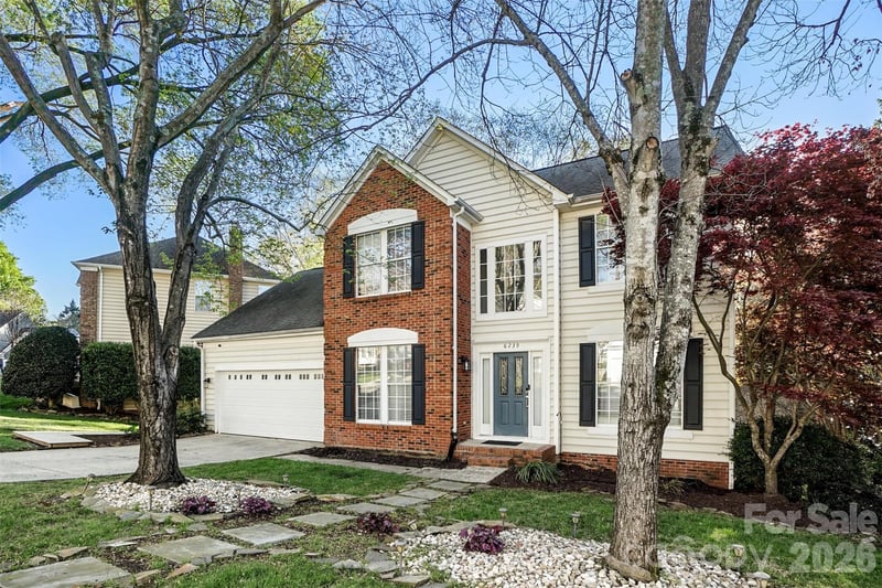 6239 Skyline Drive, Charlotte, NC - 5 beds, 3.5 baths, 2,945 sqft - $557,000