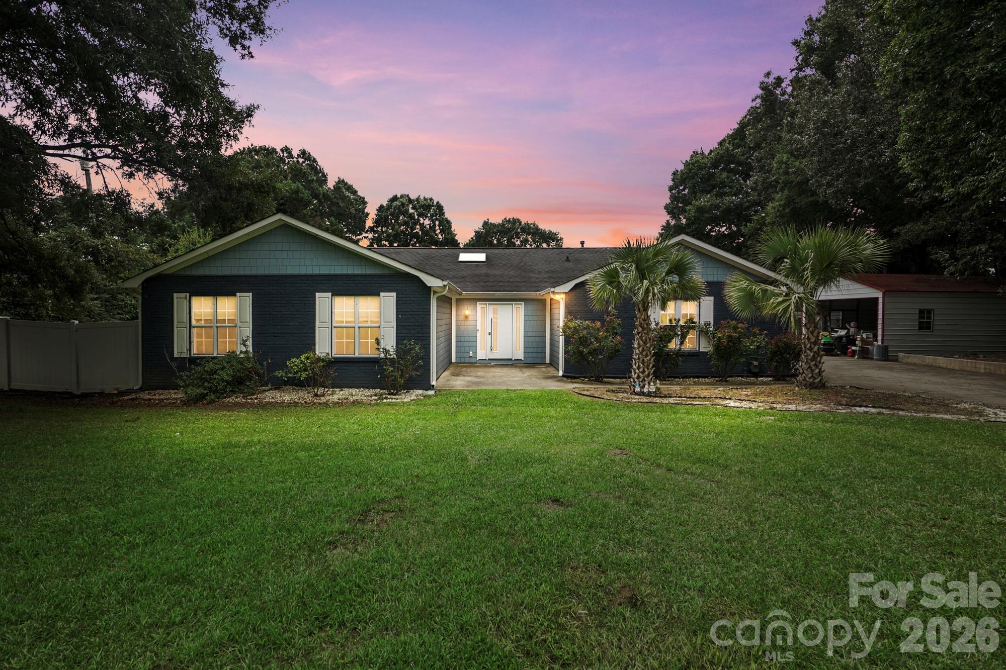 14010 Mareshead Lane, Matthews, NC. property listing photo