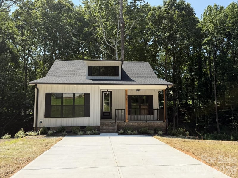 308 Willow Street, Stanley, NC - 2 beds, 2 baths, 1,158 sqft - $289,900