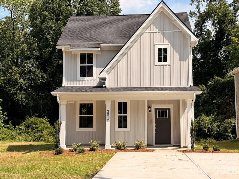 2017 Bishop Madison Lane Apt 7, Charlotte, NC - 3 beds, 2.5 baths, 1,550 sqft - $315,000