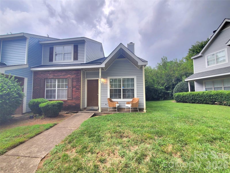 3840 Mosscroft Lane, Charlotte, NC - 3 beds, 2 baths, 1,360 sqft - $210,000
