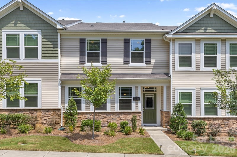 1368 Galloway Road, Charlotte, NC - 3 beds, 2.5 baths, 1,670 sqft - $2,200