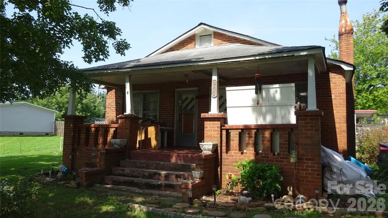 3511 Fallston Road, Shelby, NC - 2 beds, 1 bath, 1,152 sqft - $95,000