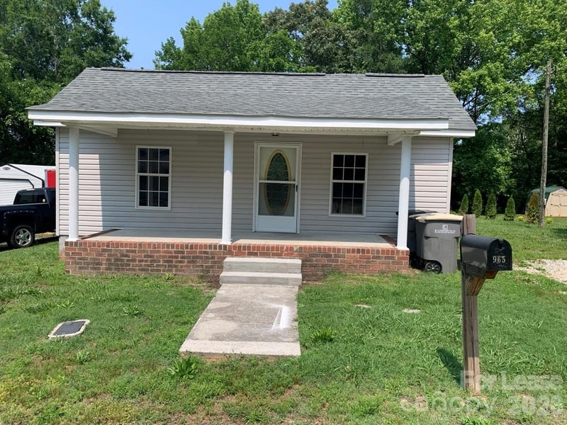 965 Ashby Street, Kannapolis, NC - 2 beds, 1 bath, 840 sqft - $1,350