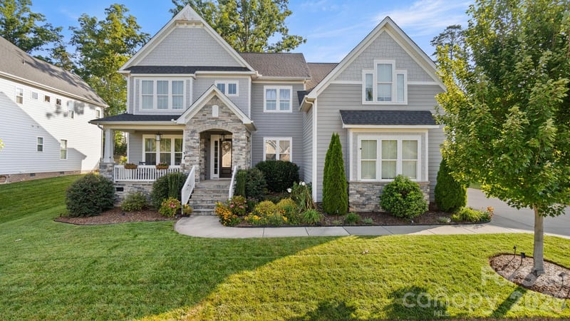 331 Sweet Woodruff Lane, Fort Mill, SC - 5 beds, 4.5 baths, 4,712 sqft - $1,100,000