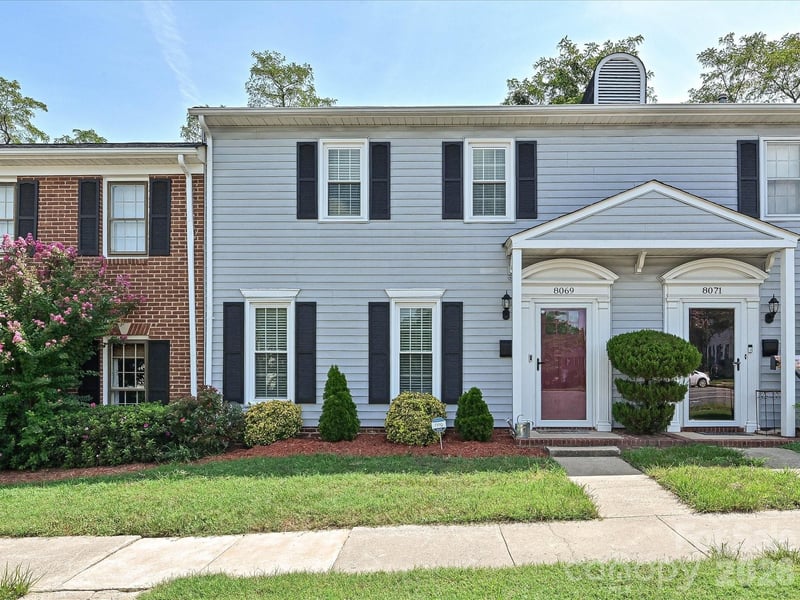 8069 Regent Park Lane, Charlotte, NC - 3 beds, 2.5 baths, 1,558 sqft - $279,000