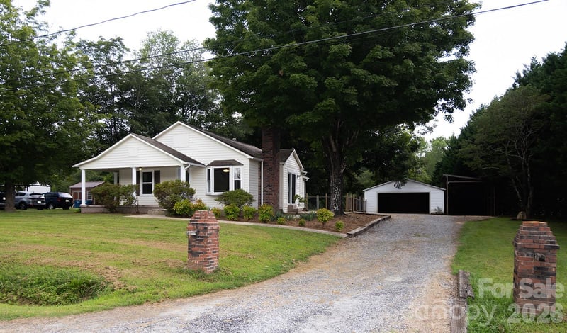 4170 Duff Drive, Hudson, NC - 2 beds, 1.5 baths, 998 sqft - $149,999