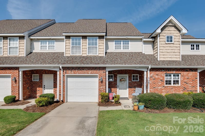 348 Valley Brook Lane SE, Concord, NC - 2 beds, 2.5 baths, 1,346 sqft - $250,000